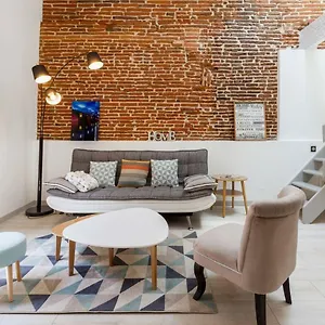 Apartment ❤️ Ancien Renove Place Des Carmes, Toulouse